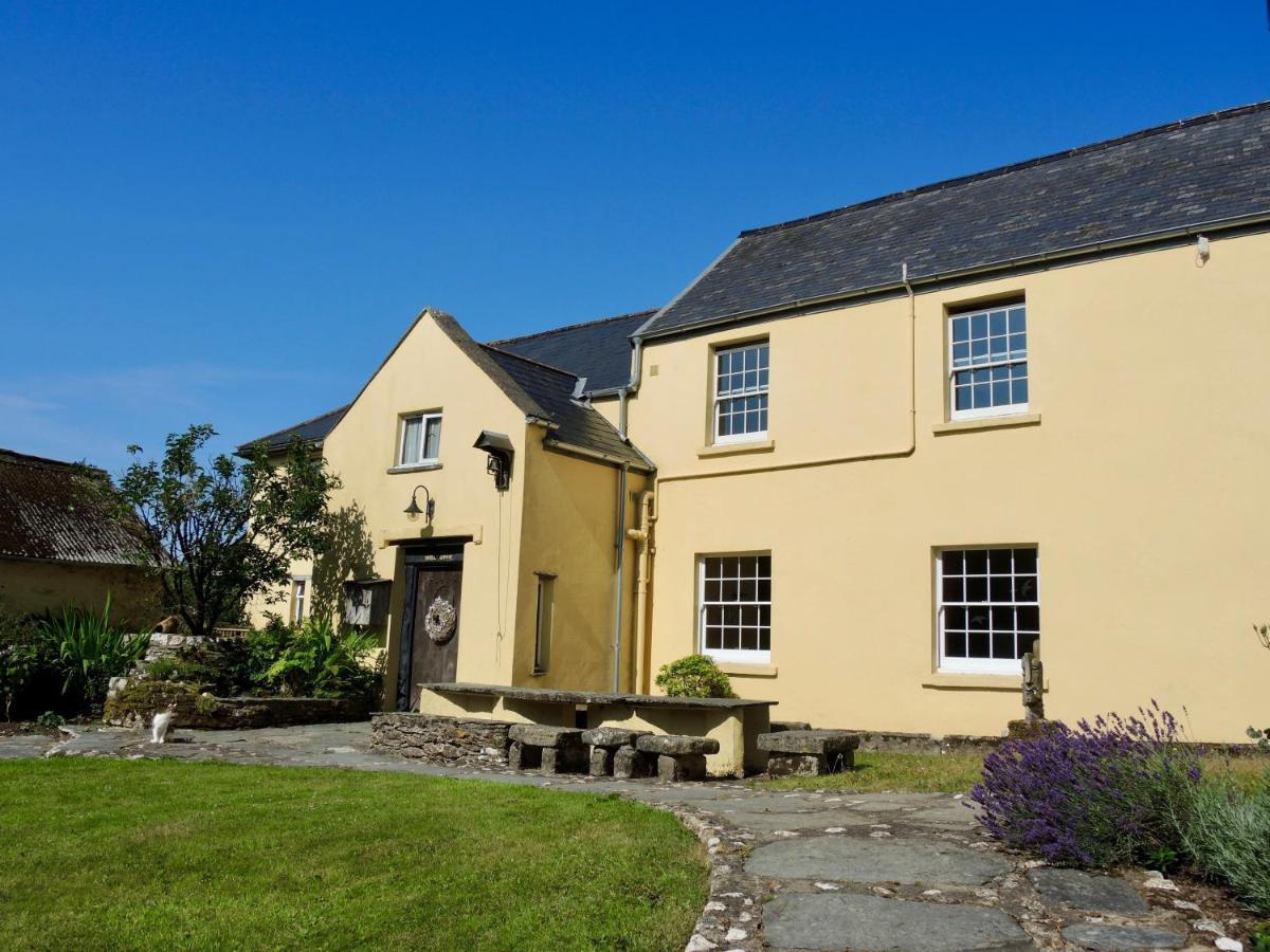 Holwell Holistic Retreat Bed & Breakfast Barnstaple Exterior photo