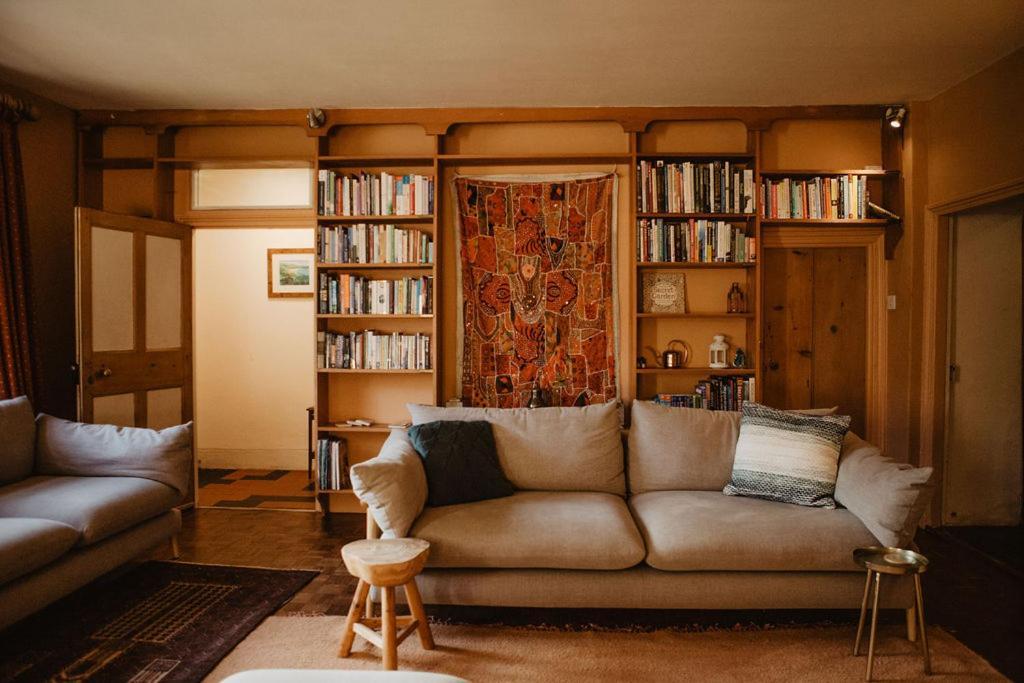 Holwell Holistic Retreat Bed & Breakfast Barnstaple Exterior photo