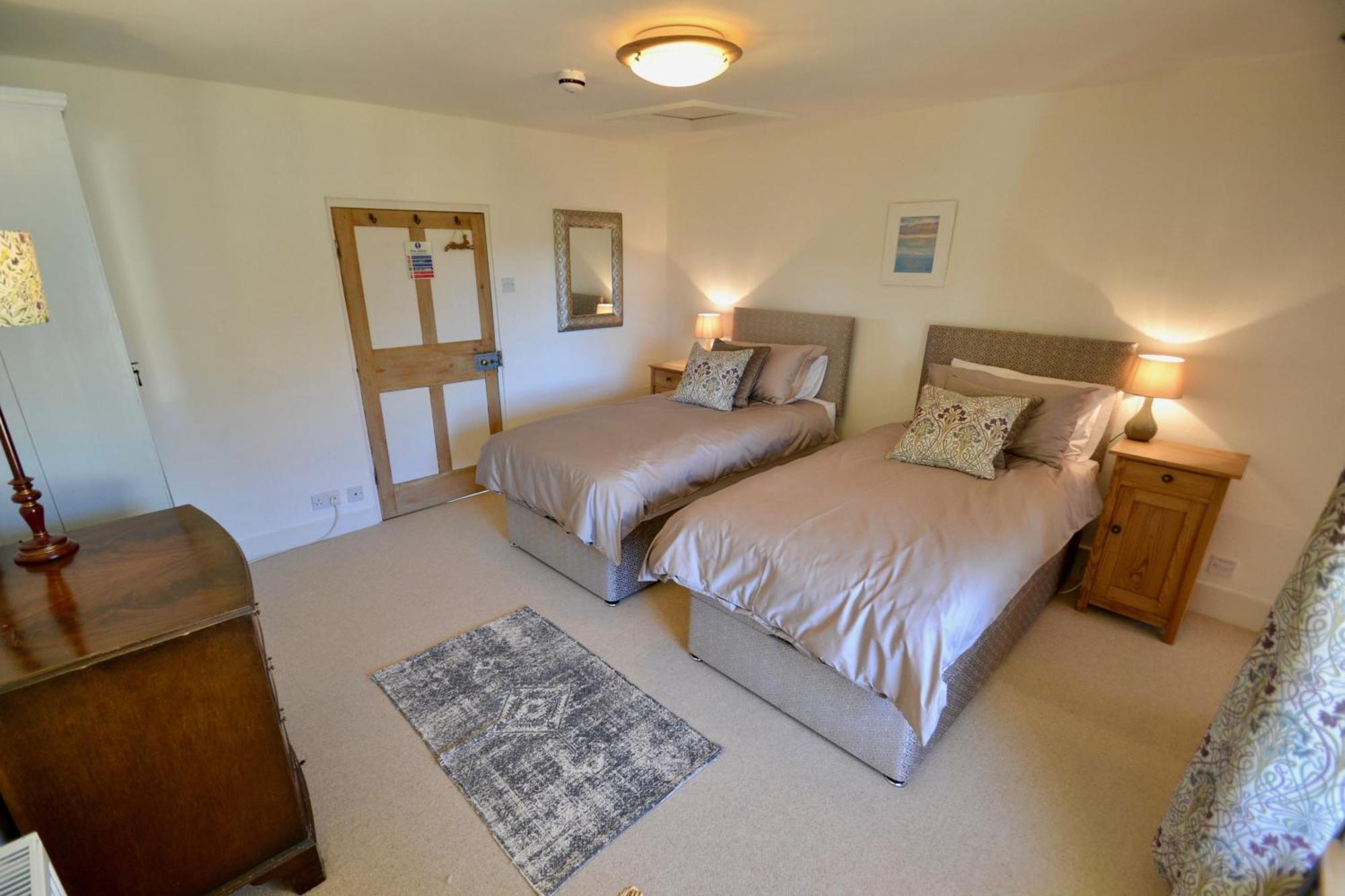 Holwell Holistic Retreat Bed & Breakfast Barnstaple Room photo